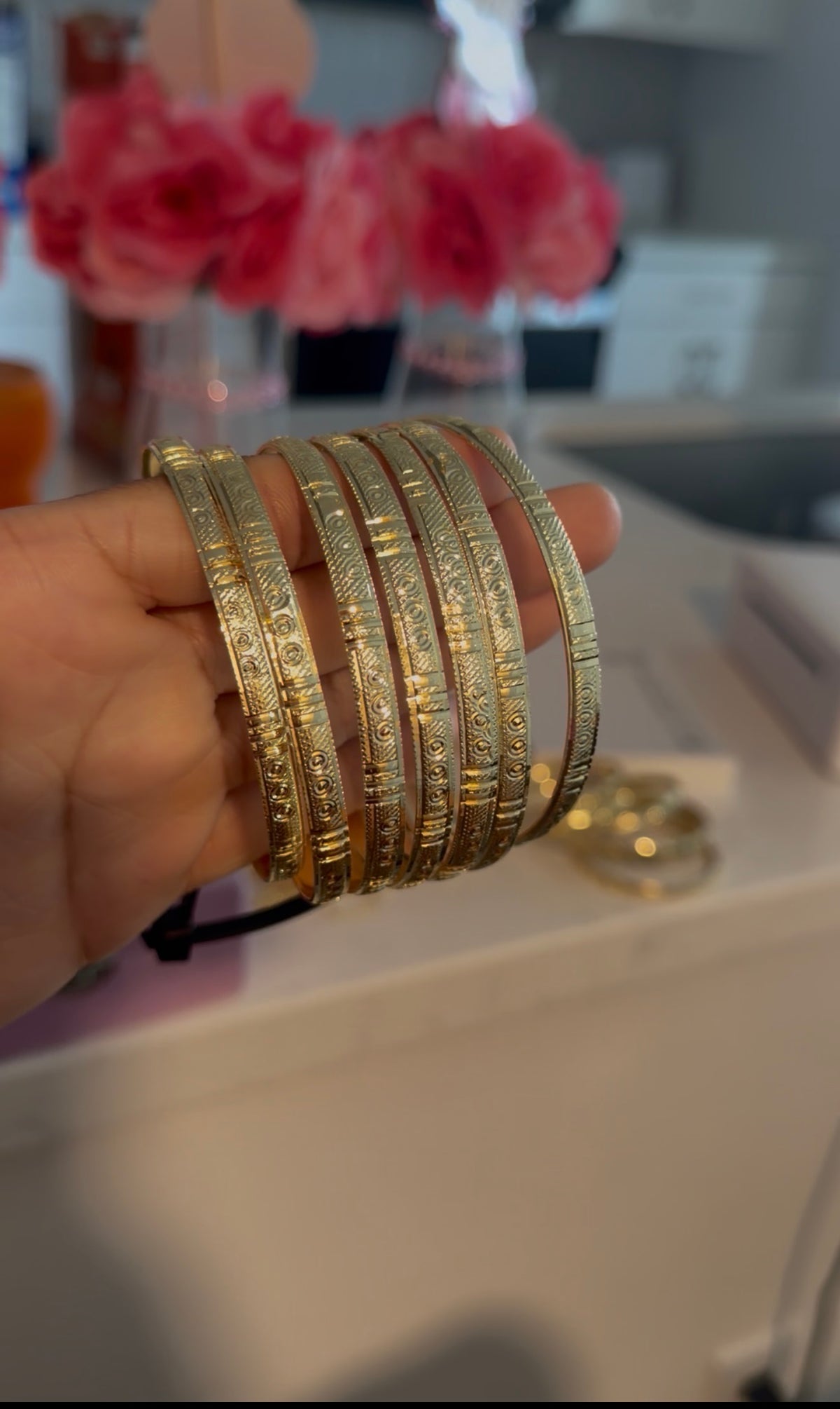 BANGLES