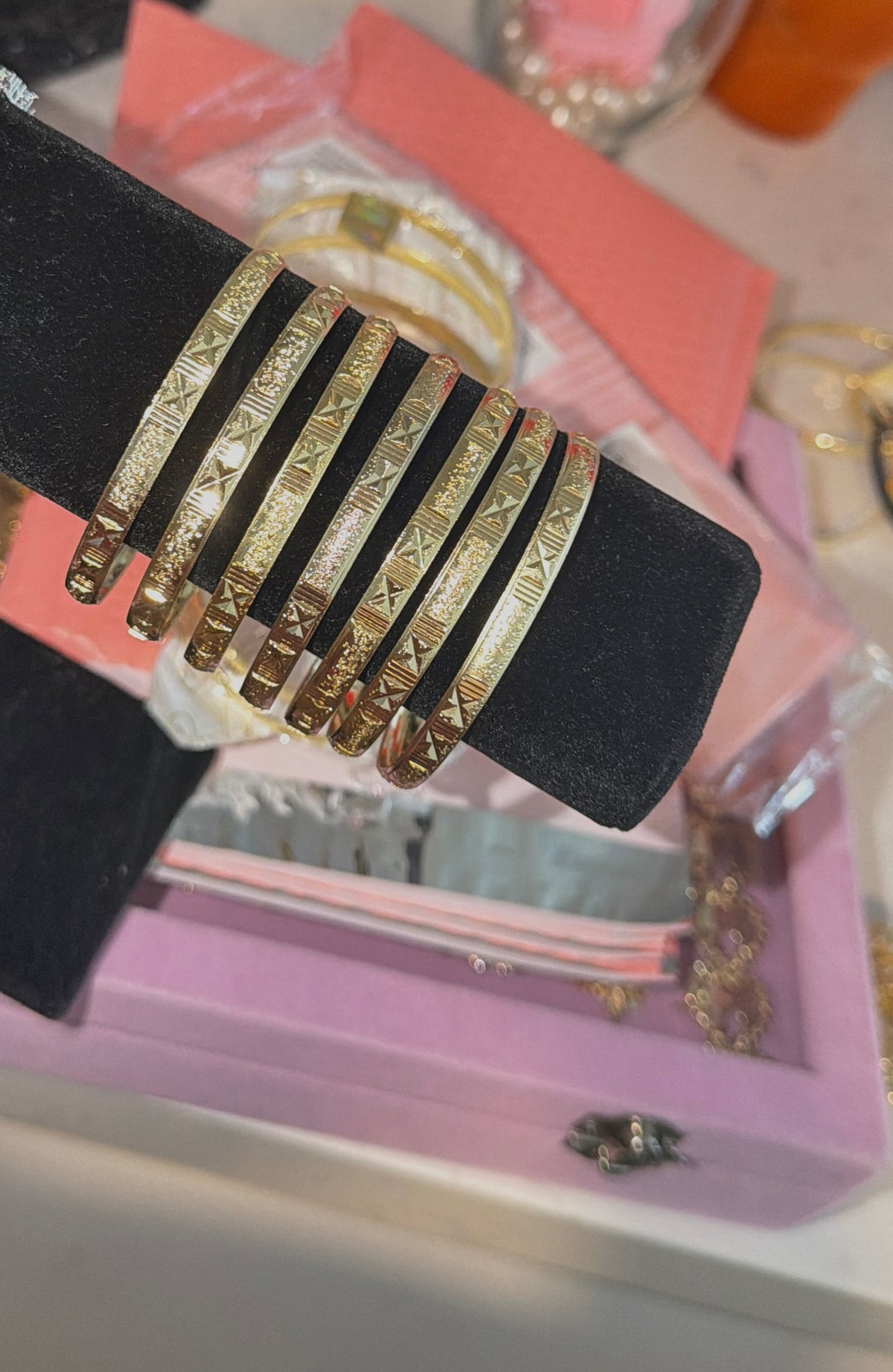BANGLES